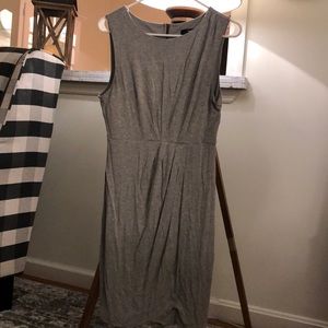 cute midi dress with zipper detail!